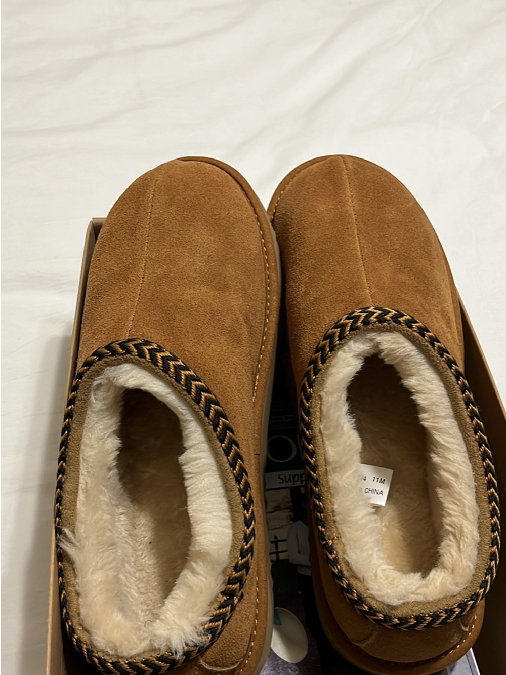 Women’s New”)Cozy Suede-Look Brown Slip-On Slippers with Faux Fur Lining size9